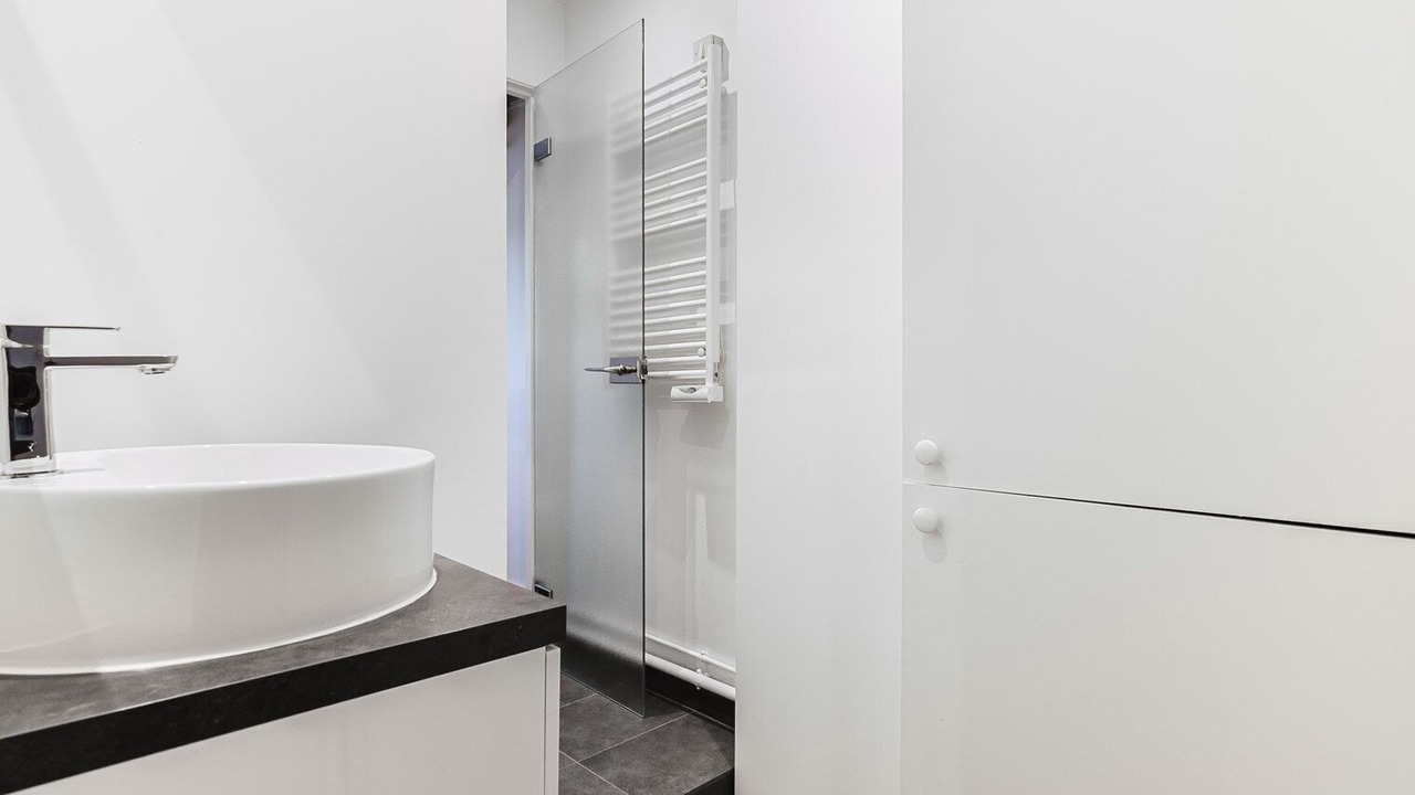 Photo of Bathroom in Les Halles