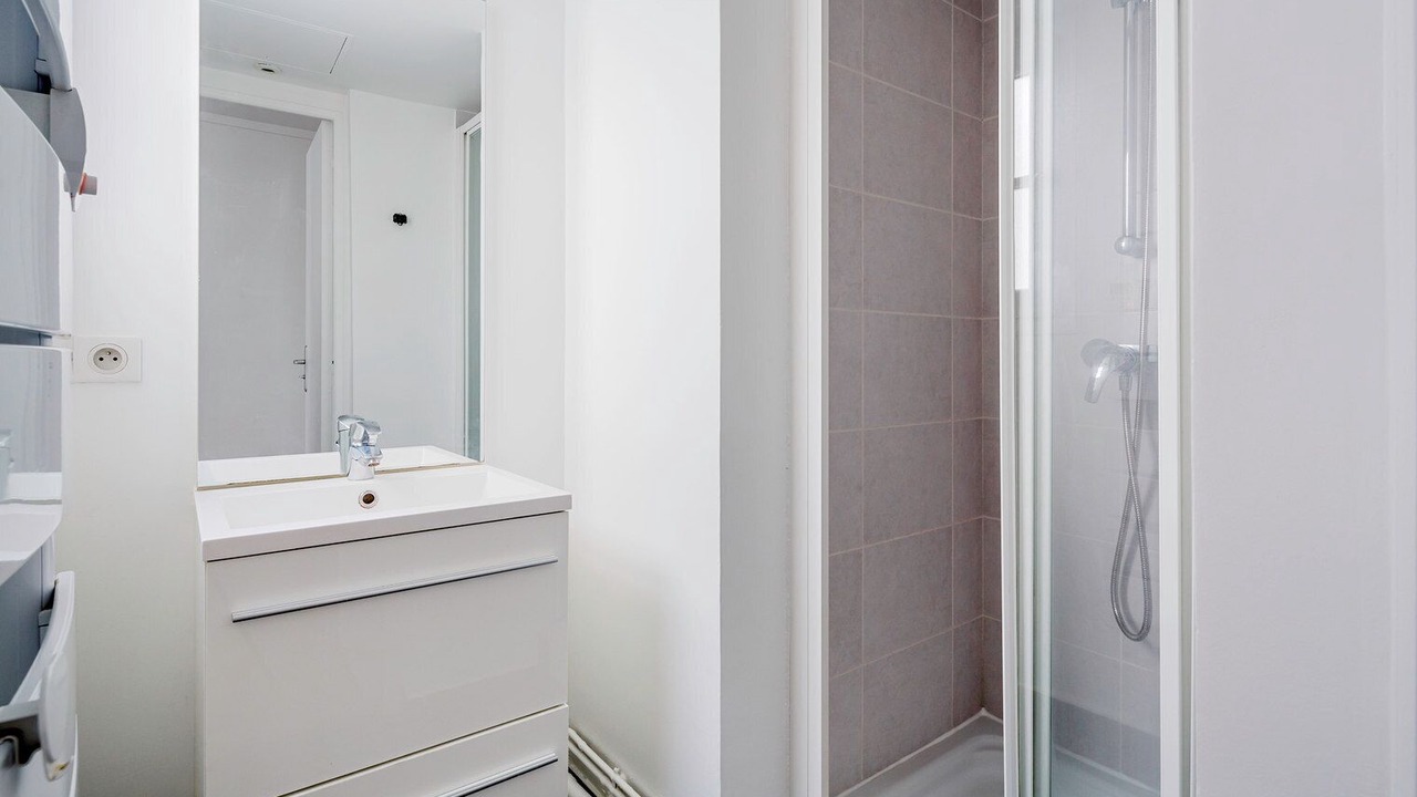 Photo of Bathroom in Paris City Center