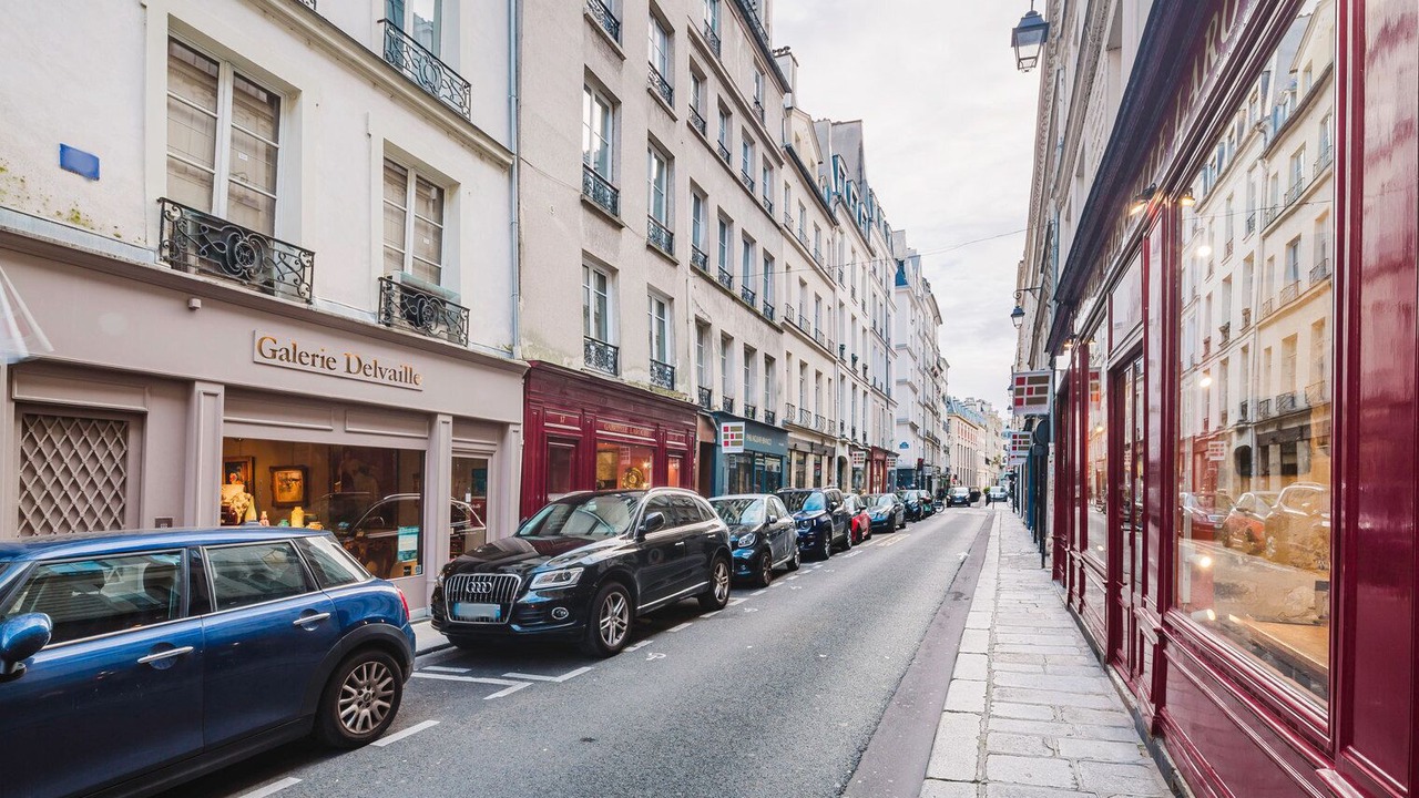 Photo of Others in Paris City Center