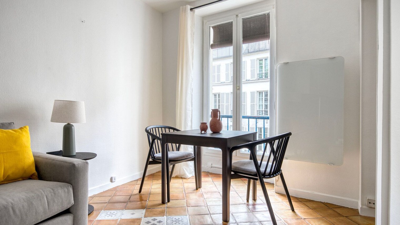 Photo of Livingroom in 10th Arrondissement