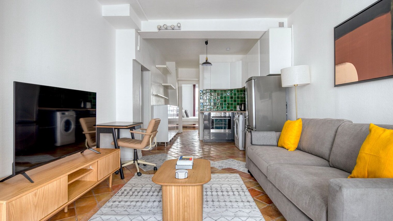 Photo of Livingroom in 10th Arrondissement