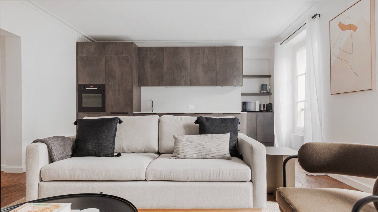 Photo of Livingroom in Quartier de la Place-Vendome