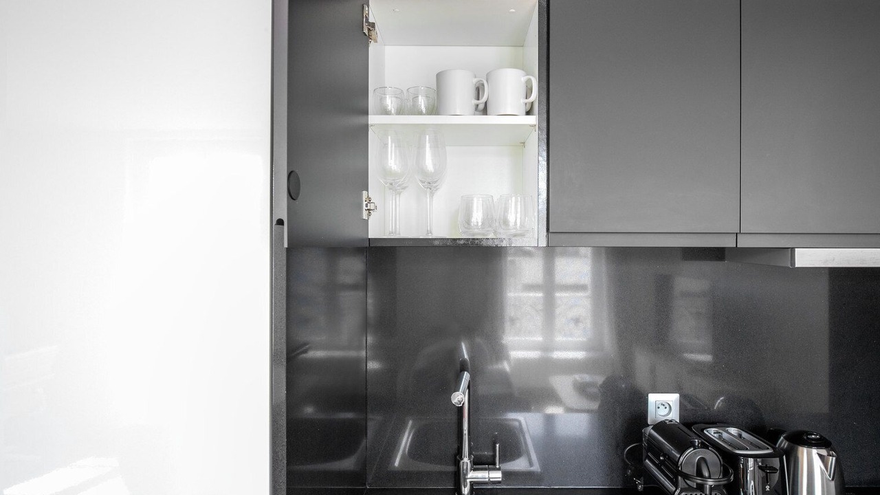 Photo of Kitchen in Quartier Saint-Ambroise