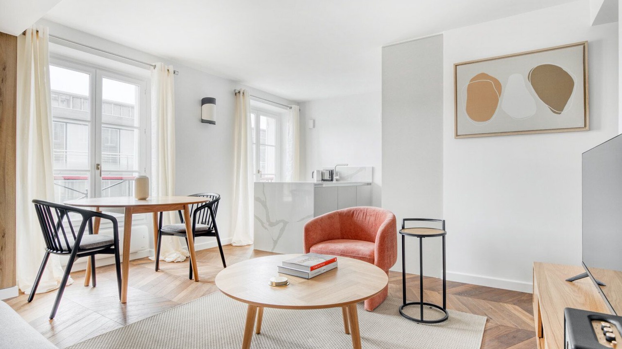 Photo of Livingroom in Quartier de la Place-Vendome