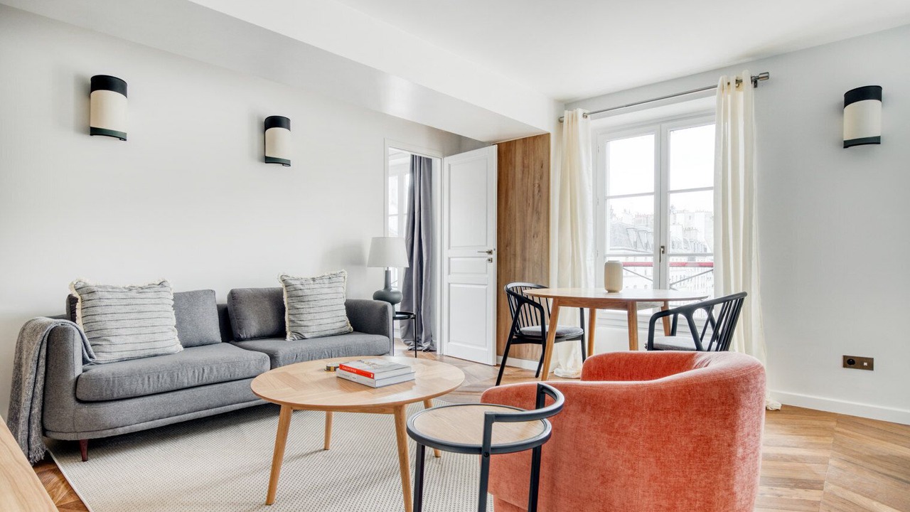 Photo of Livingroom in Quartier de la Place-Vendome