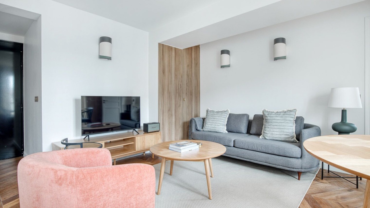 Photo of Livingroom in Quartier de la Place-Vendome