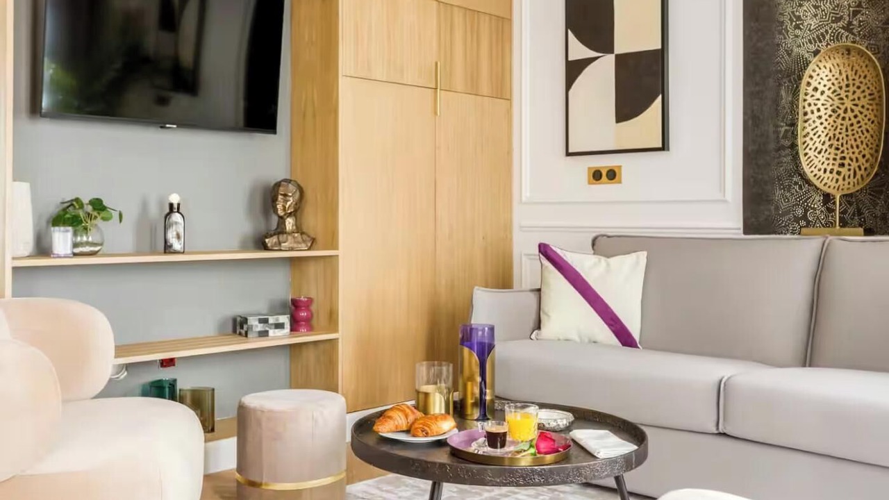 Photo of Livingroom in Quartier de la Place-Vendome