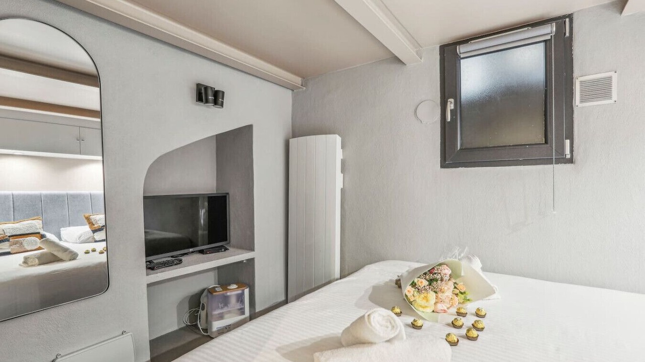 Photo of Bedroom in Palais-Royal