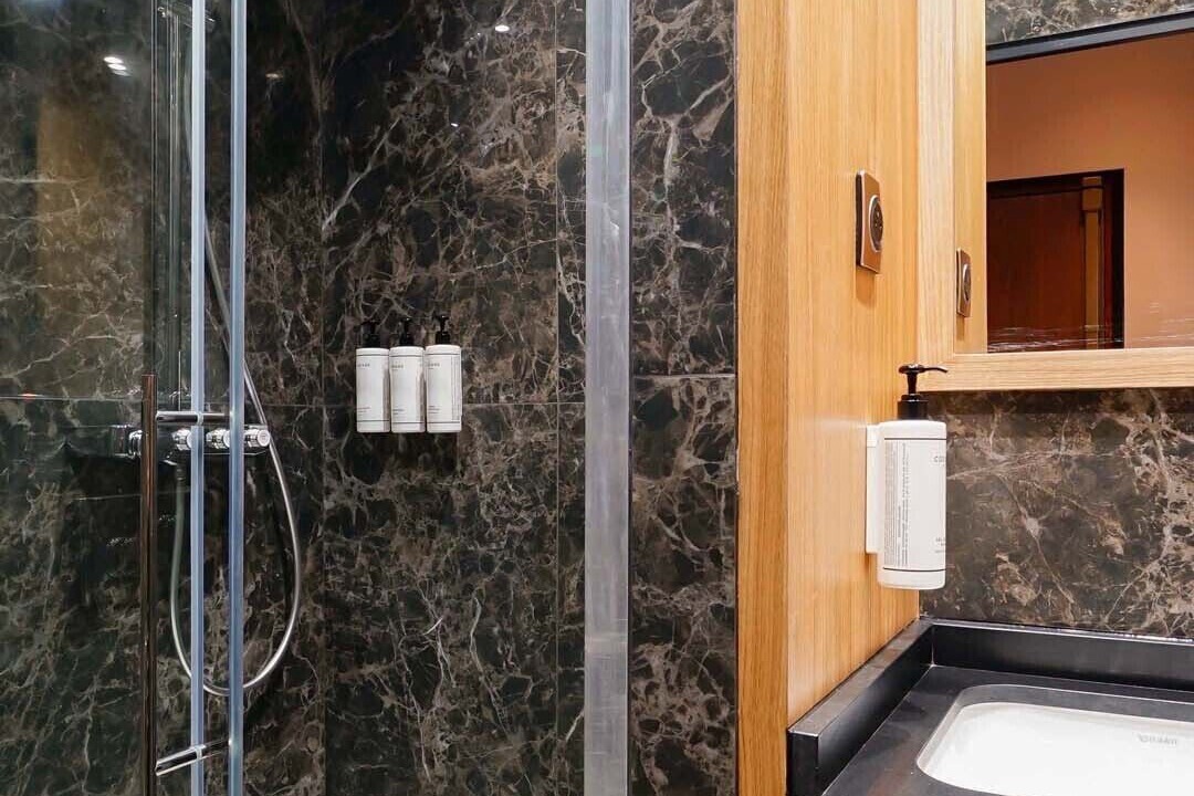 Photo of Bathroom in Neuilly-sur-Seine