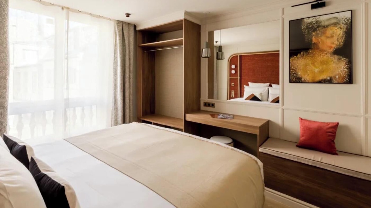 Photo of Bedroom in 3rd Arrondissement