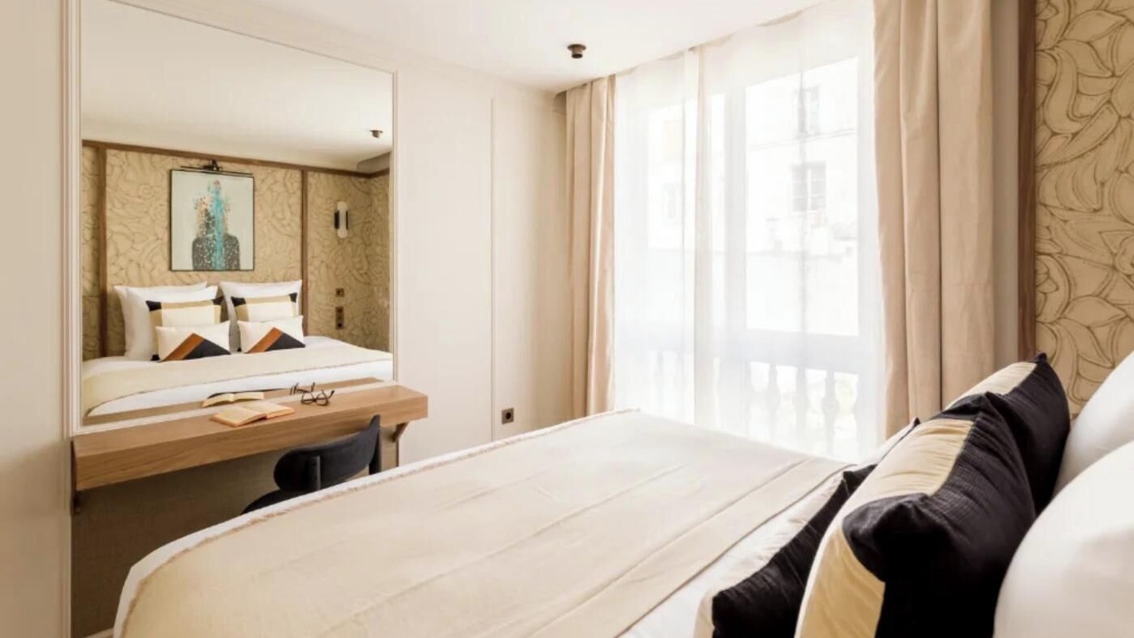 Photo of Bedroom in 3rd Arrondissement