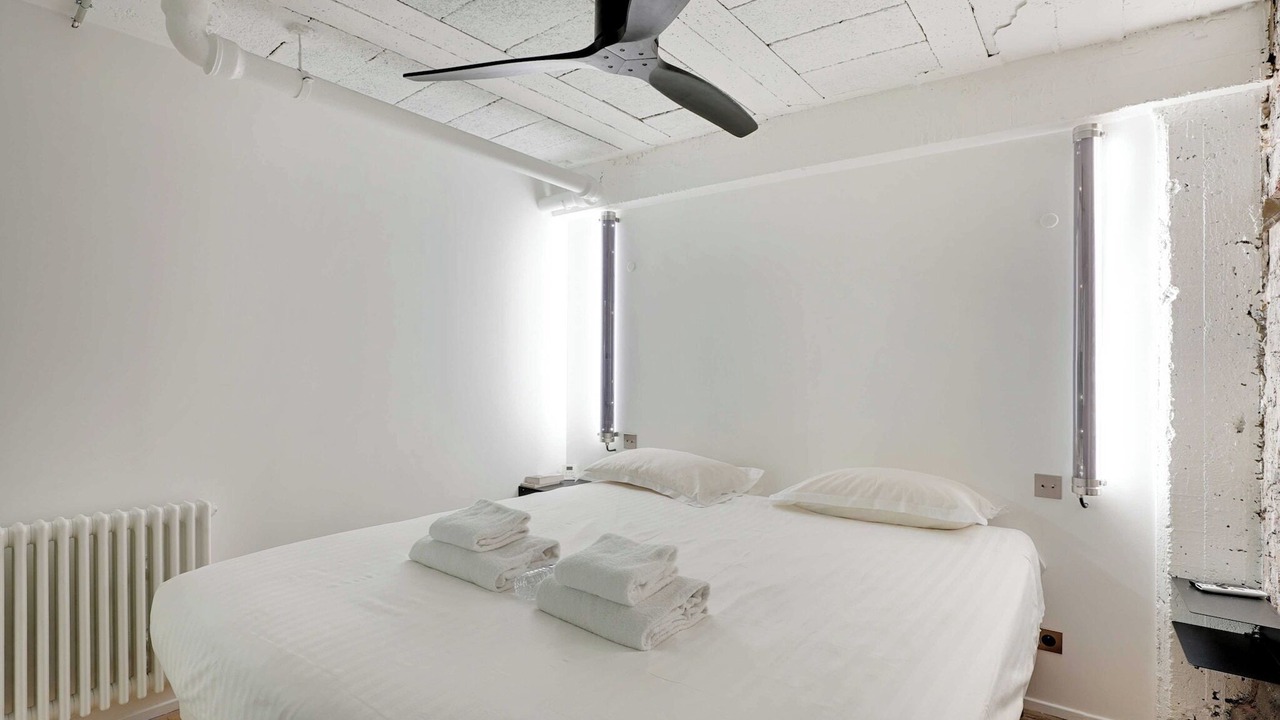 Photo of Bedroom in 18th Arrondissement