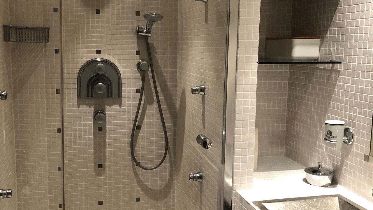 Photo of Bathroom in 16th Arrondissement