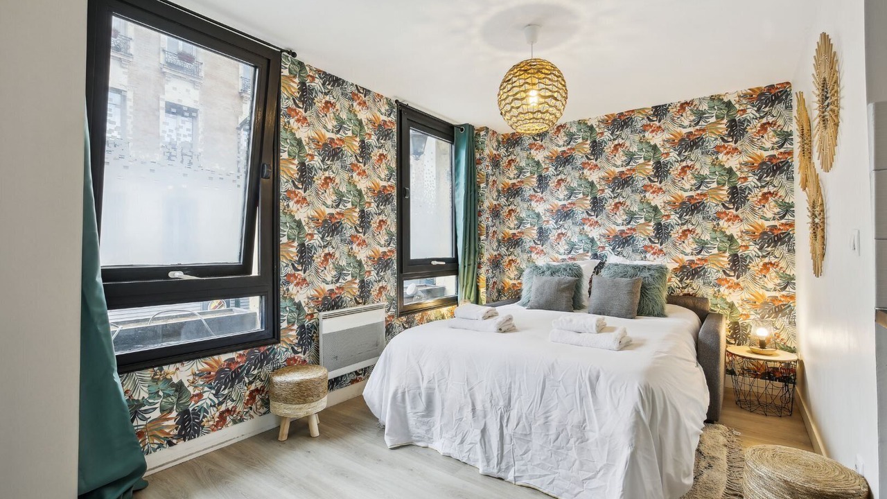 Photo of Bedroom in Asnieres-sur-Seine