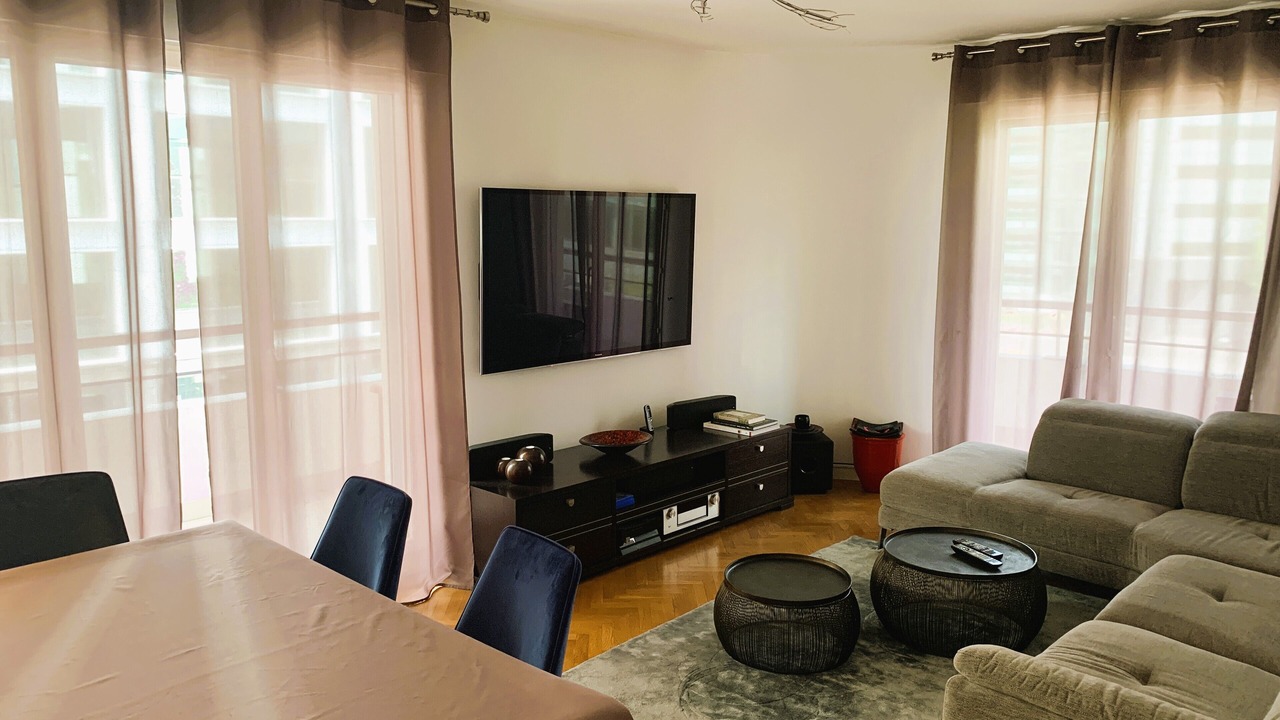 Photo of Livingroom in Issy-les-Moulineaux