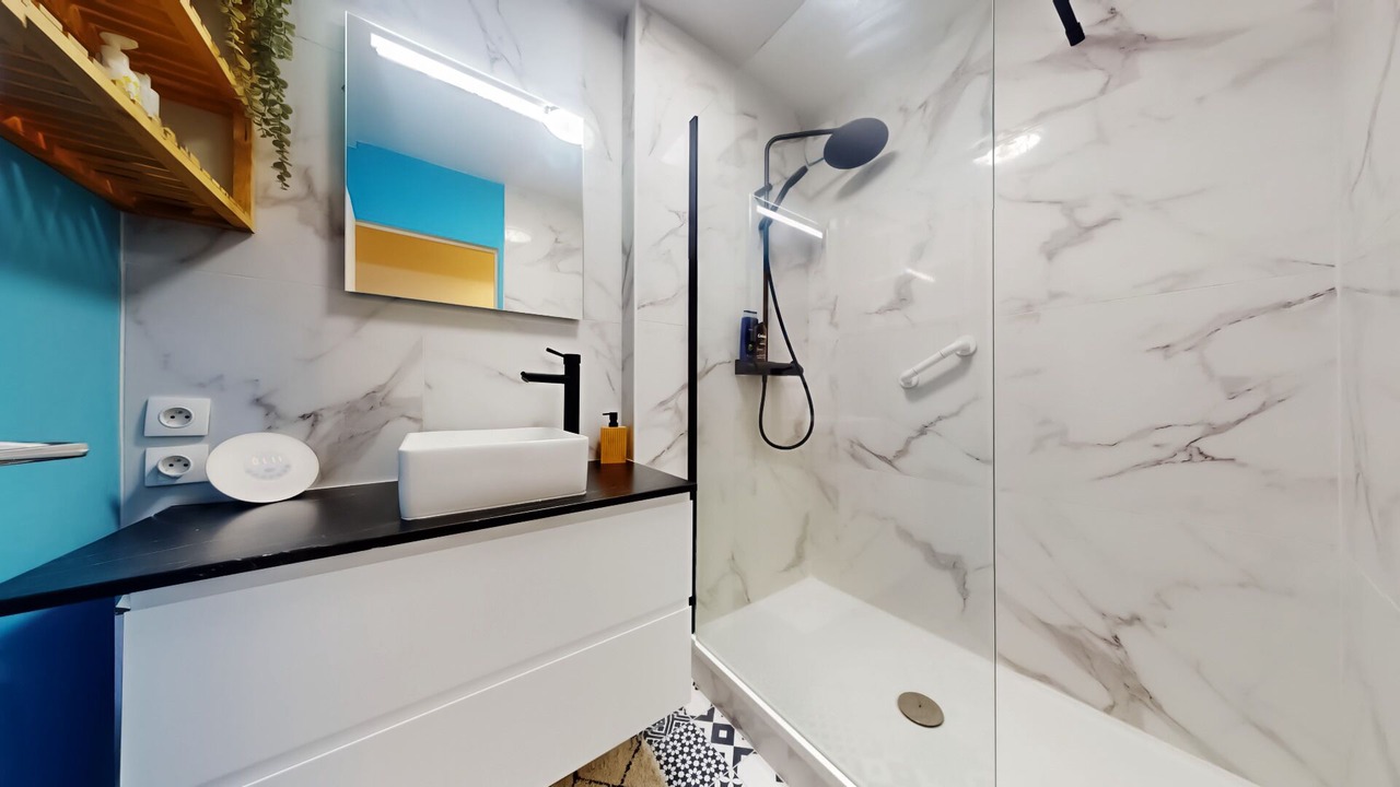 Photo of Bathroom in Noisy-le-Grand