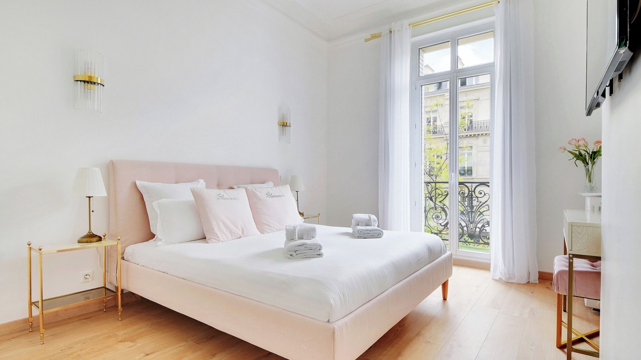 Photo of Bedroom in Hopital Saint-Louis