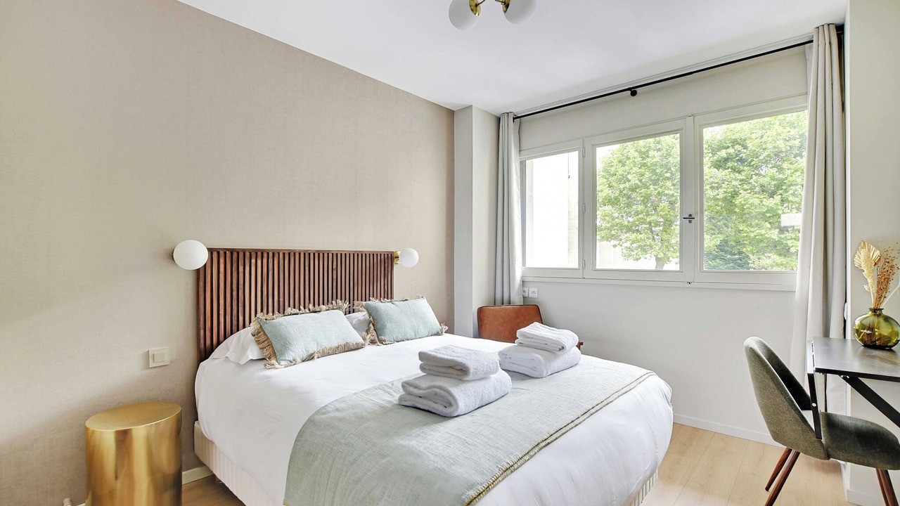 Photo of Bedroom in Meudon-la-Foret