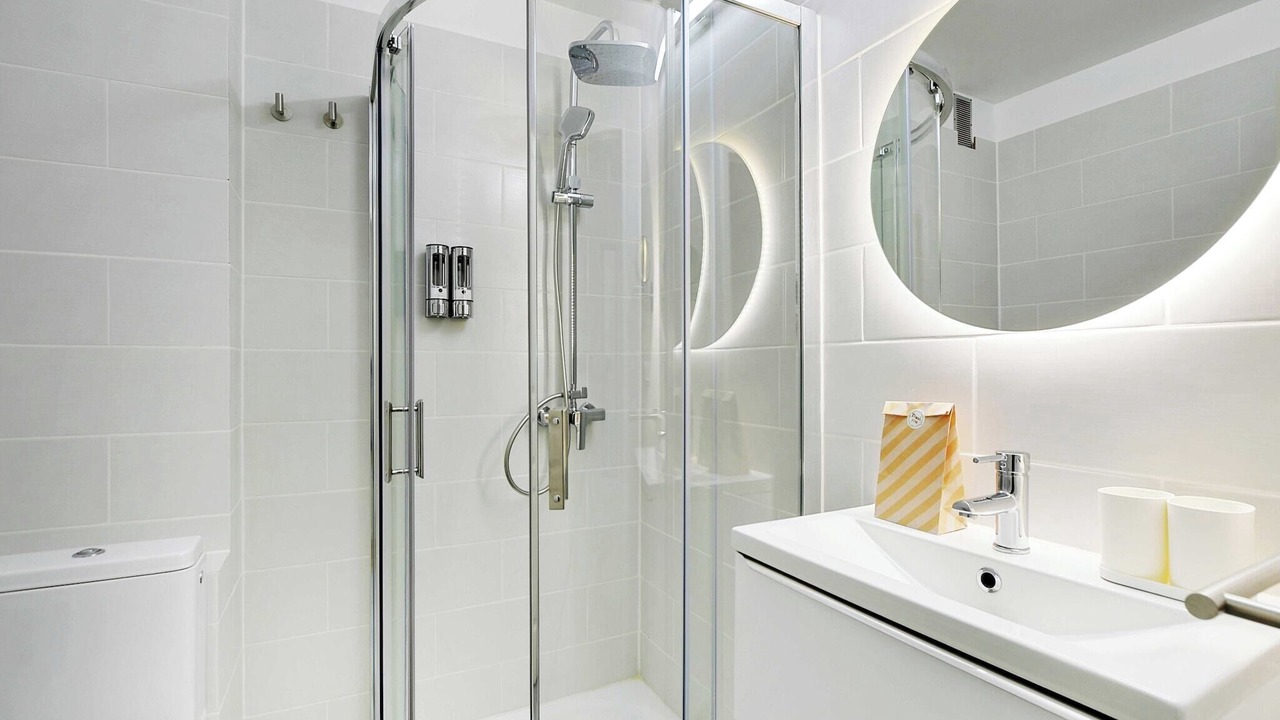 Photo of Bathroom in Meudon-la-Foret