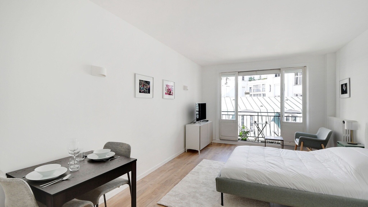 Photo of Bedroom in Chaillot
