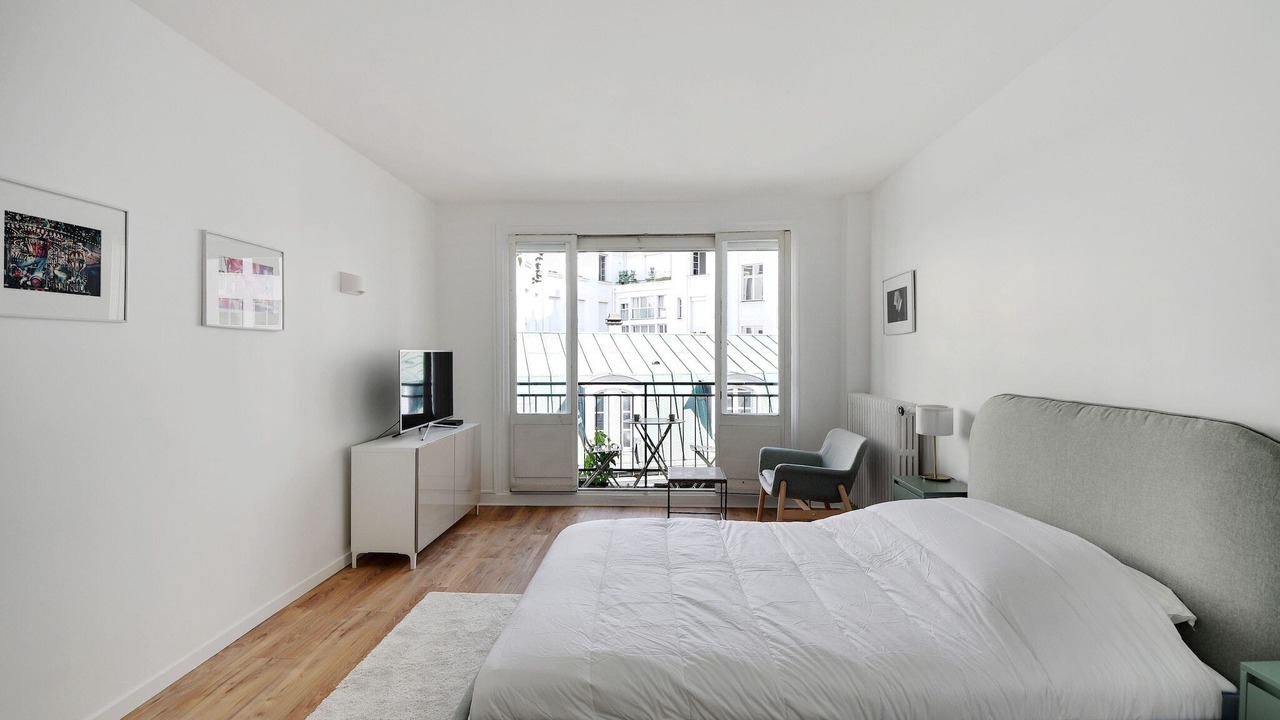 Photo of Bedroom in Chaillot