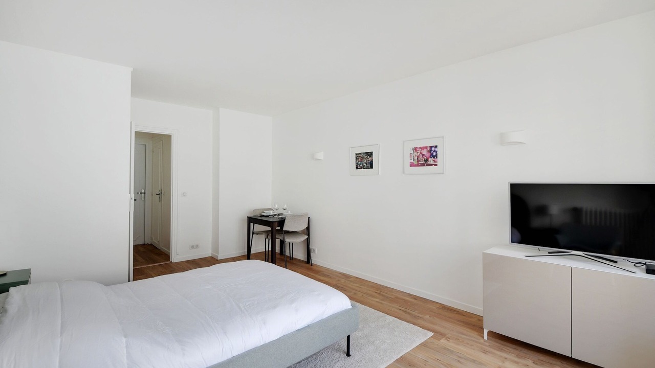 Photo of Bedroom in Chaillot