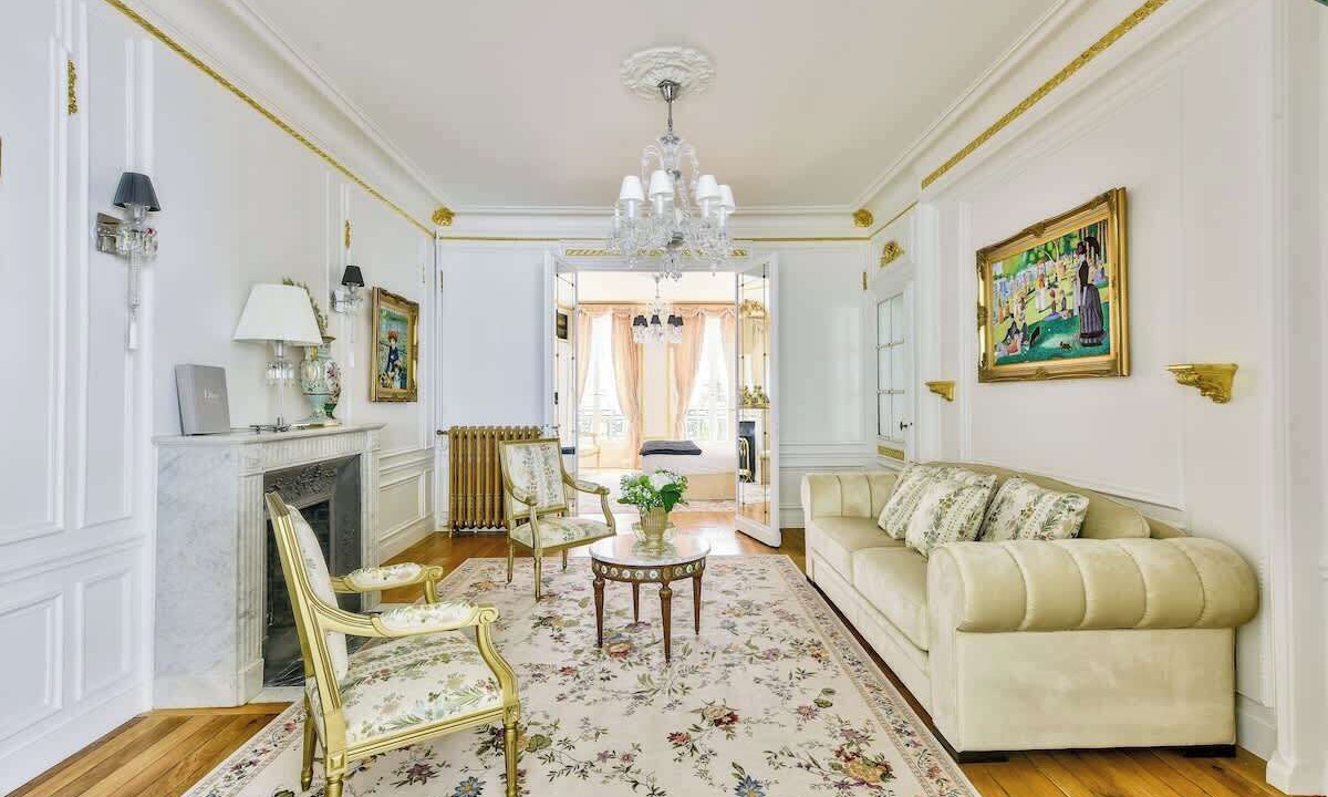 Photo of Others in Porte-Dauphine