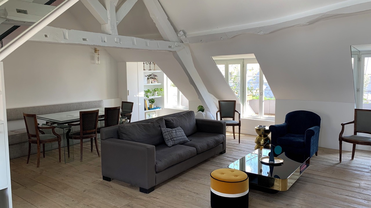 Photo of Livingroom in Quartier de la Place-Vendome