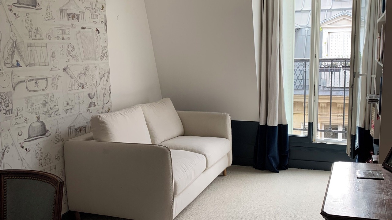 Photo of Livingroom in Quartier de la Place-Vendome