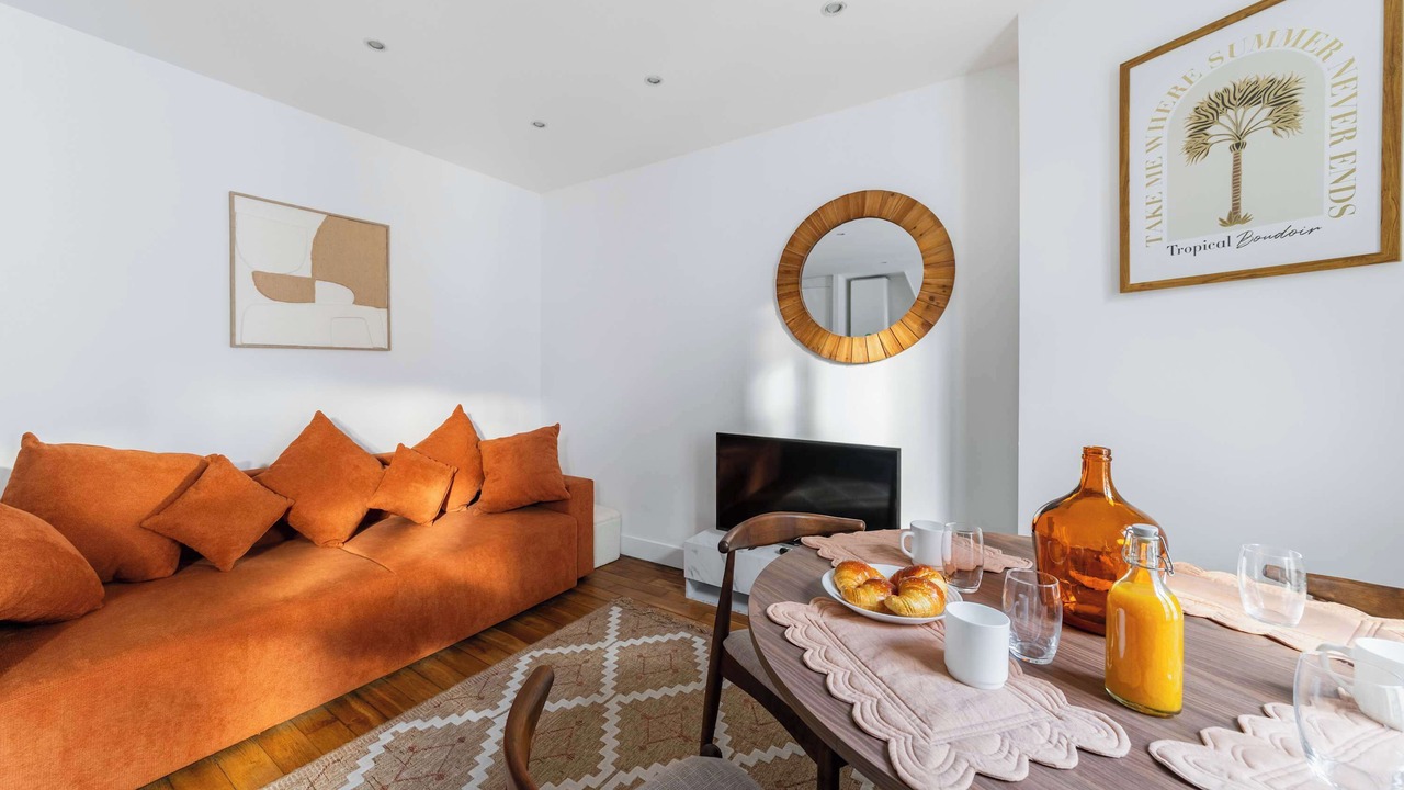 Photo of Livingroom in 12th Arrondissement