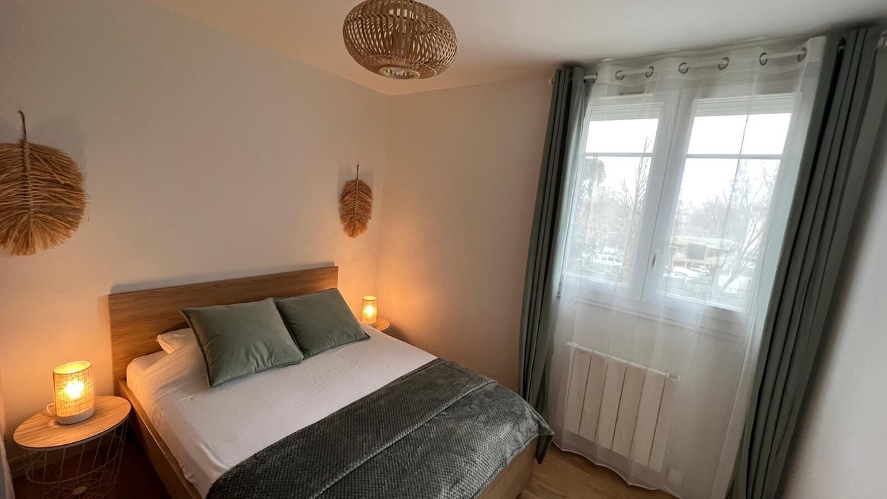 Photo of Bedroom in Noisy-le-Sec