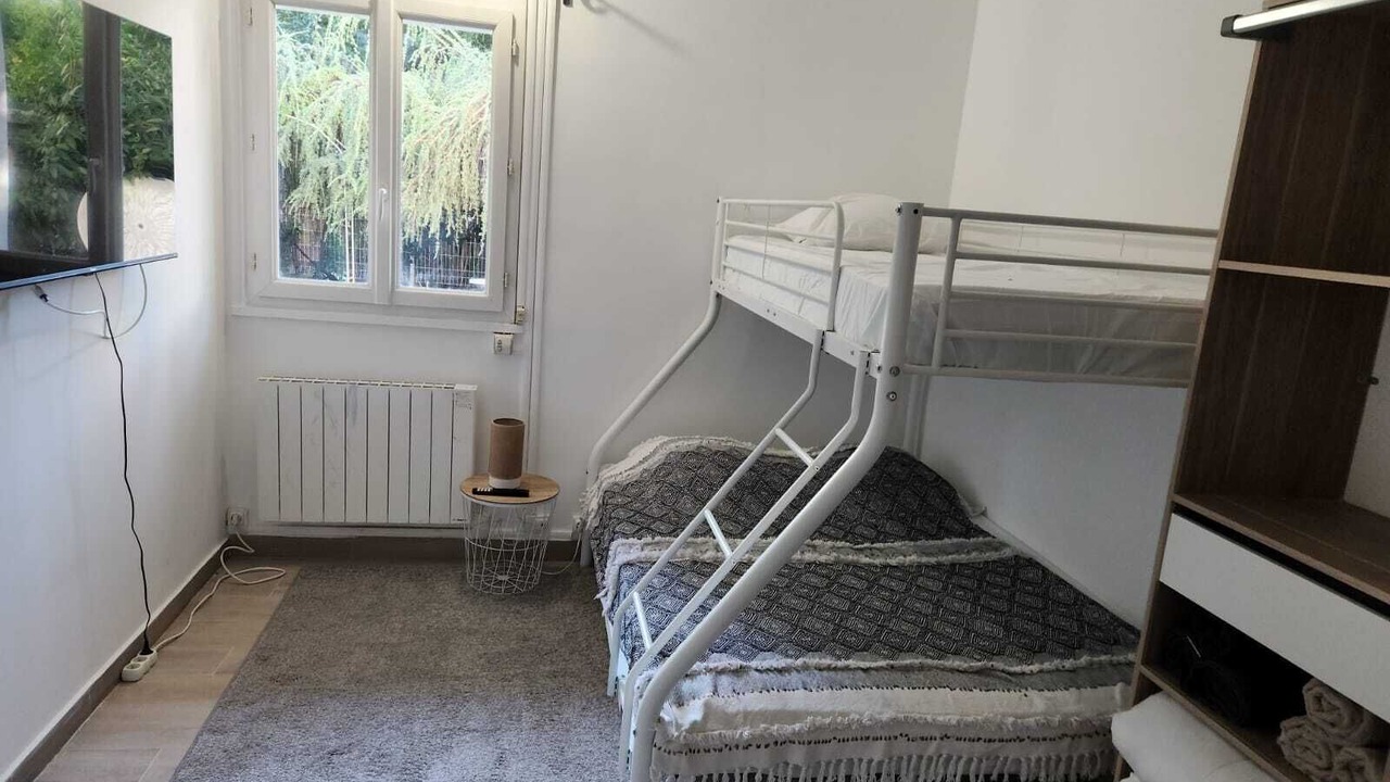 Photo of Bedroom in Noisy-le-Sec