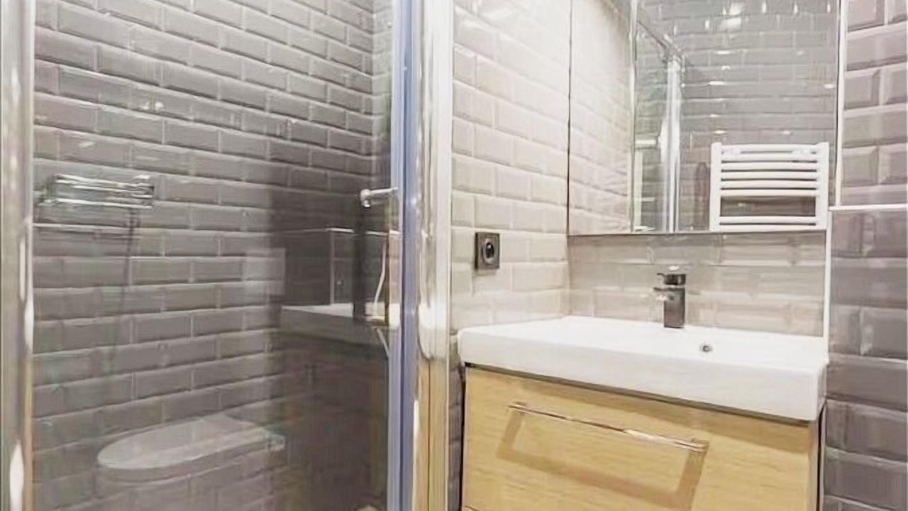 Photo of Bathroom in Enfants-Rouges