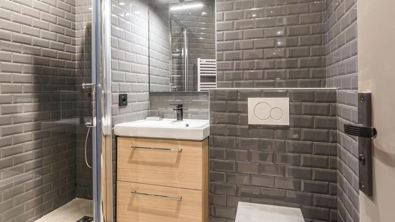 Photo of Bathroom in Enfants-Rouges