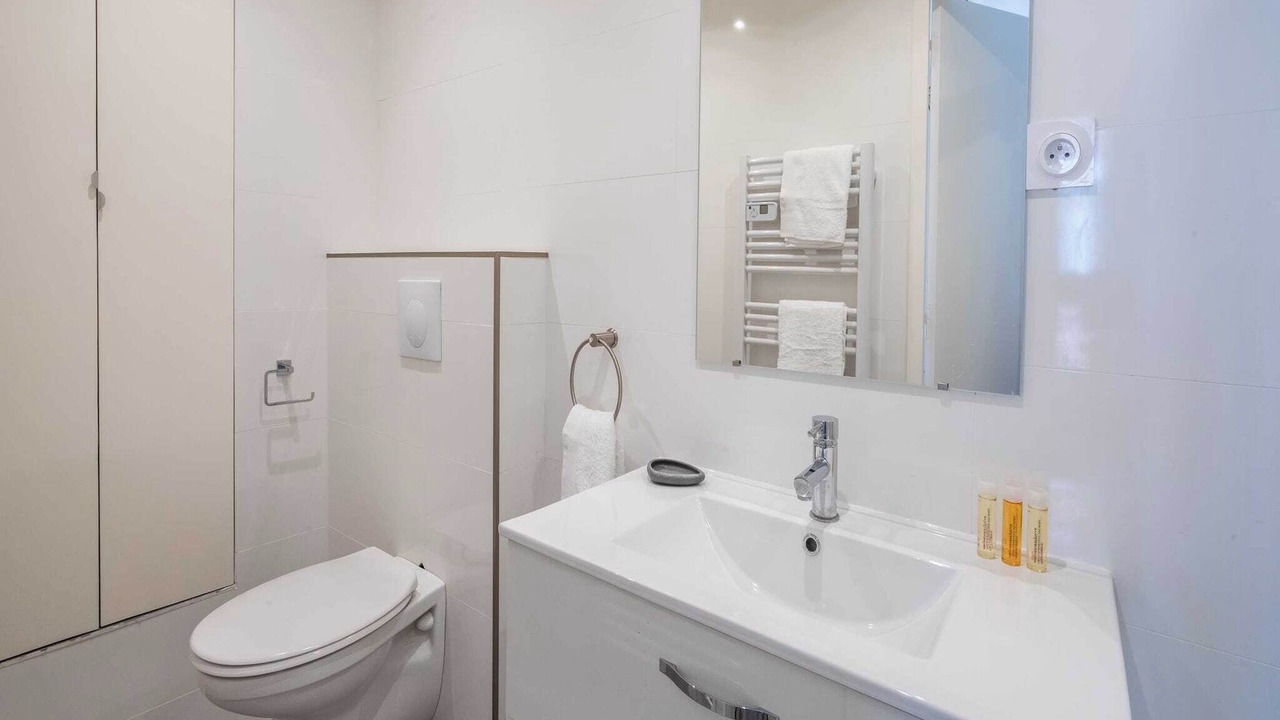 Photo of Bathroom in Belleville