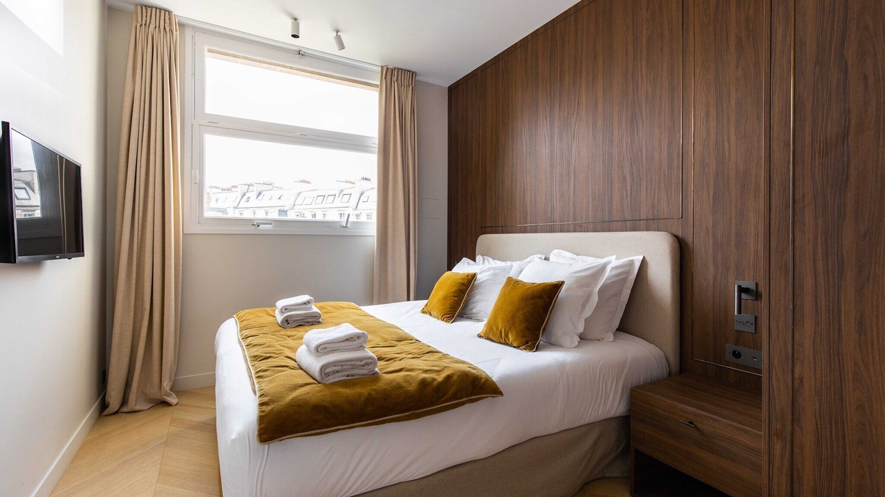 Photo of Bedroom in Chaillot