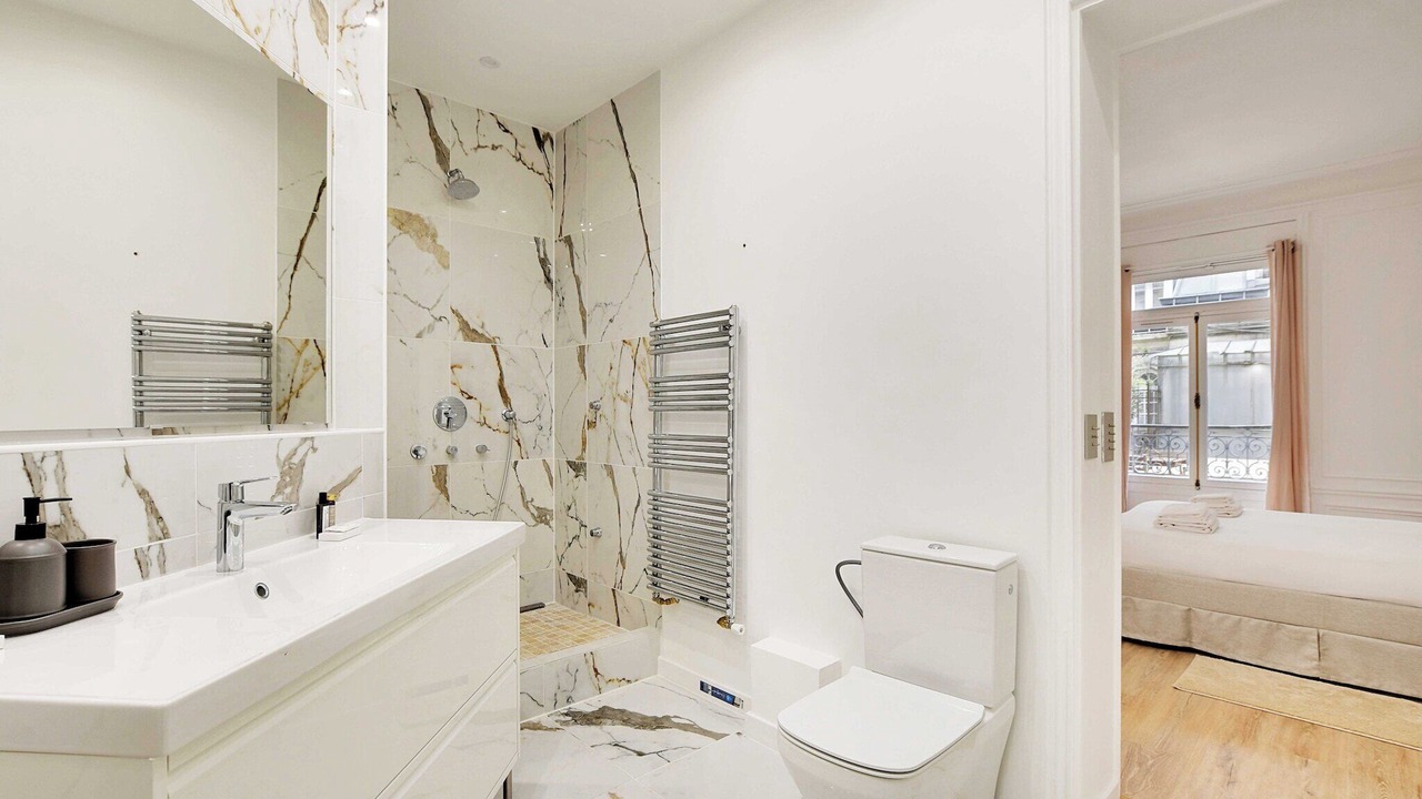 Photo of Bathroom in Chaillot