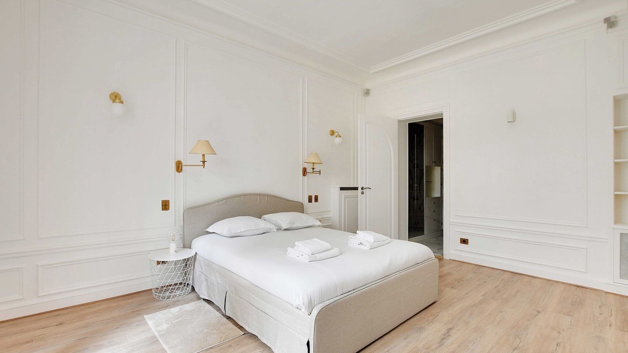 Photo of Bedroom in Chaillot