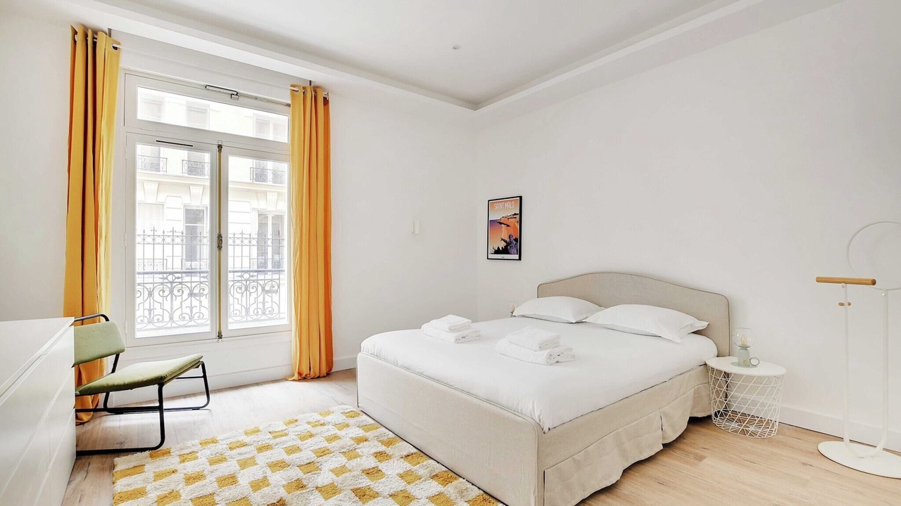 Photo of Bedroom in Chaillot