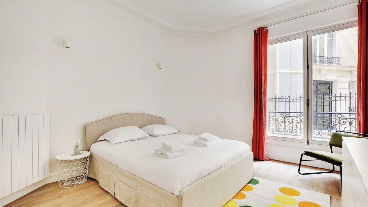 Photo of Bedroom in Chaillot