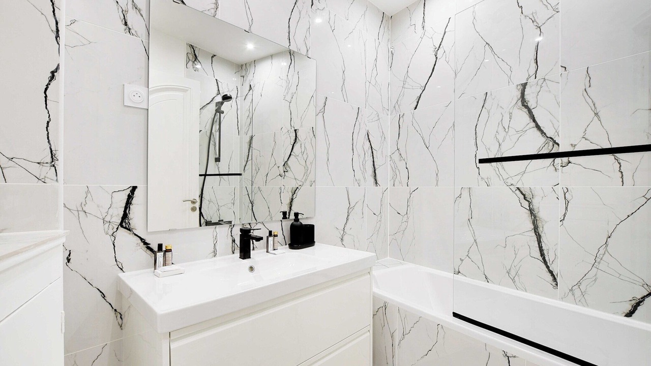 Photo of Bathroom in Chaillot