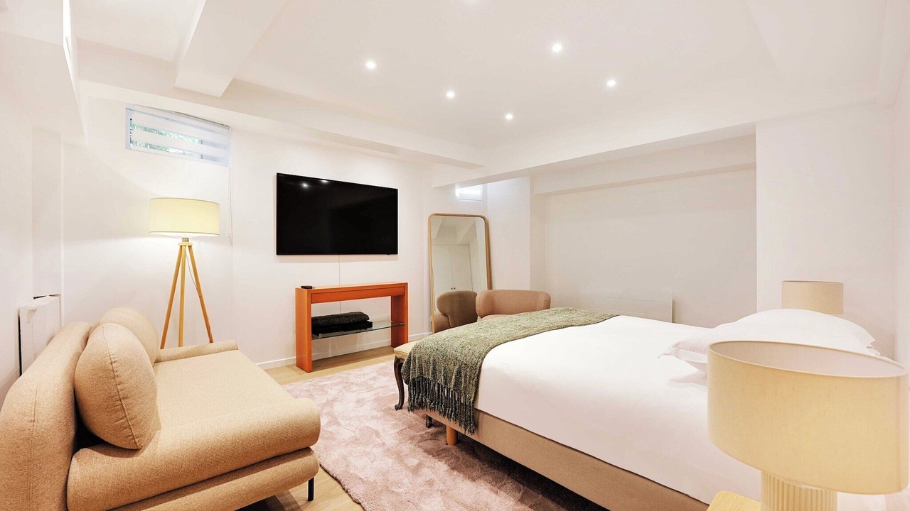 Photo of Bedroom in 16th Arrondissement