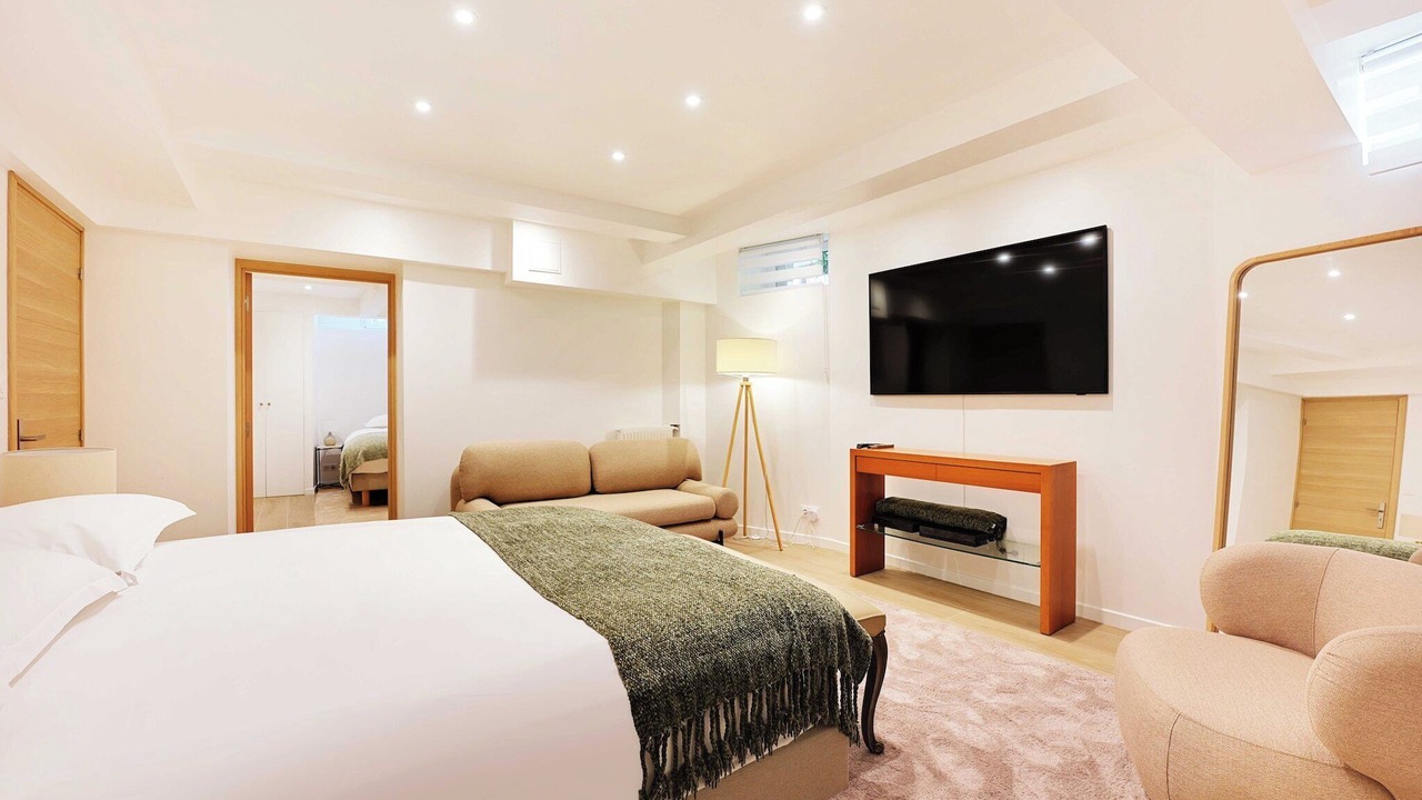 Photo of Bedroom in 16th Arrondissement