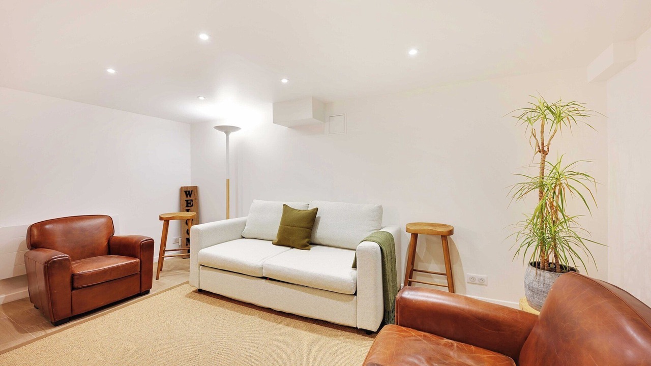 Photo of Livingroom in 16th Arrondissement