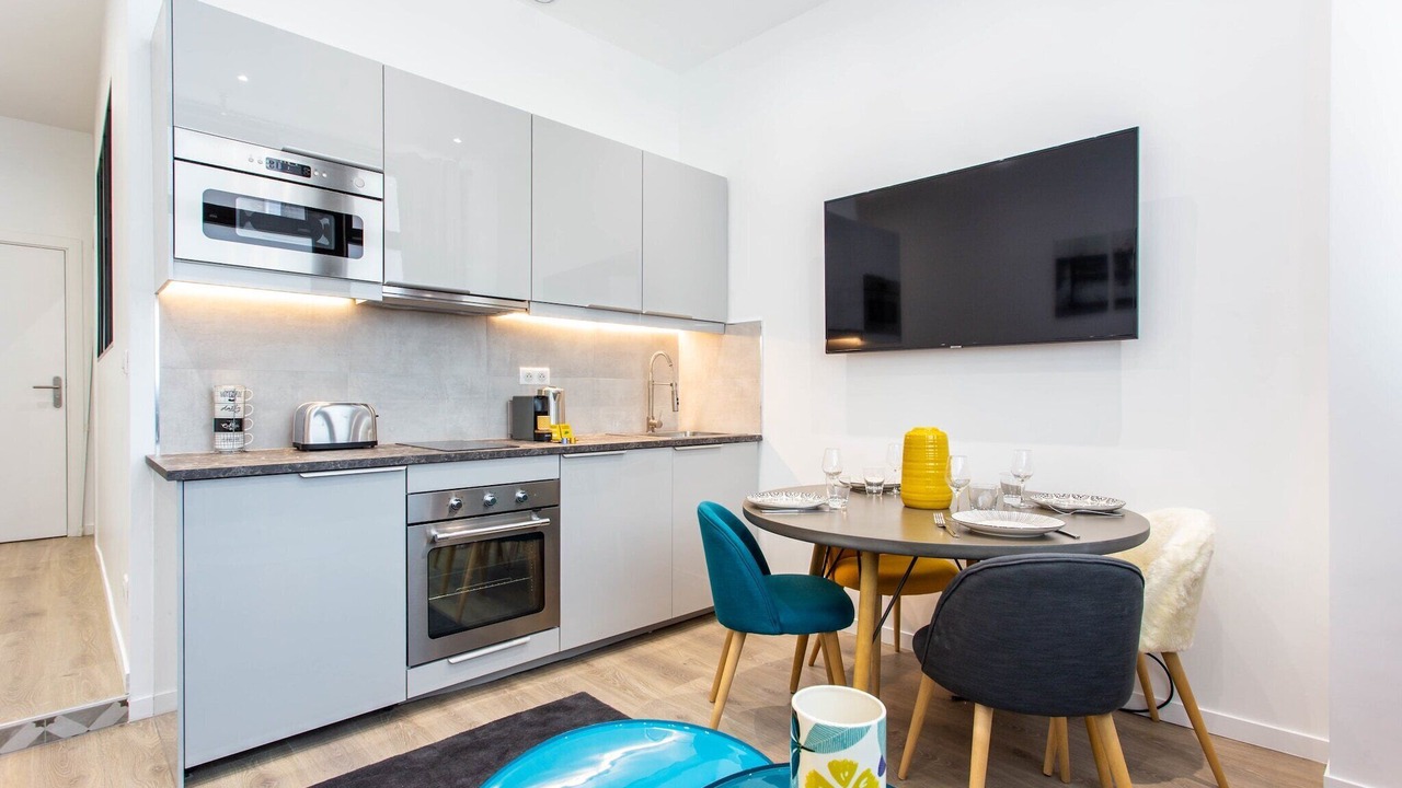 Photo of Kitchen in Quartier de la Folie-Mericourt