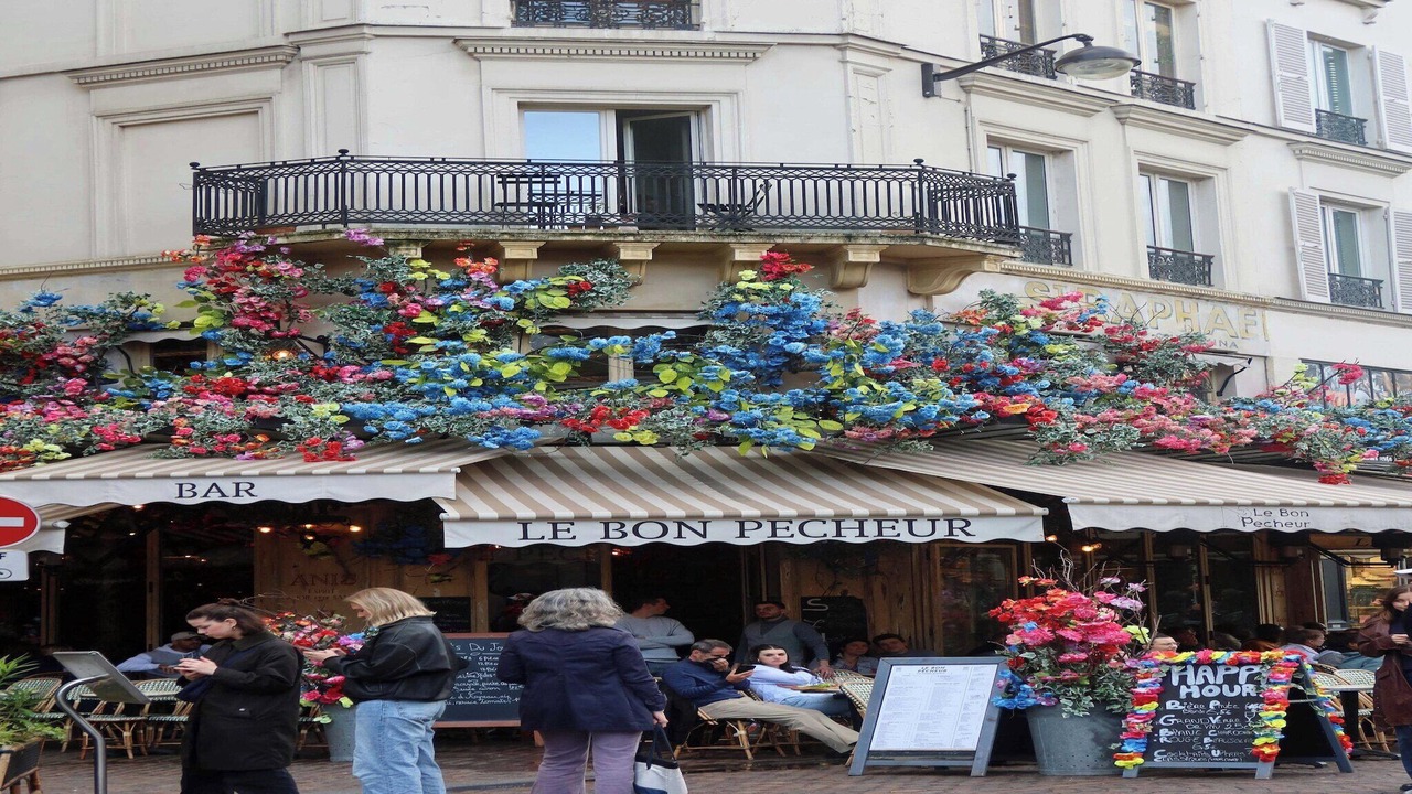 Photo of Others in Charonne
