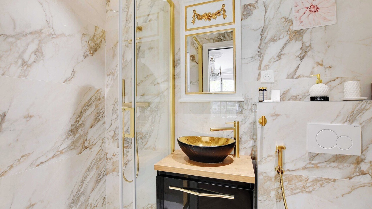 Photo of Bathroom in Chaillot