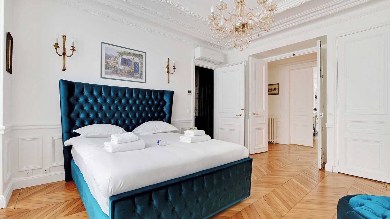 Photo of Bedroom in Chaillot