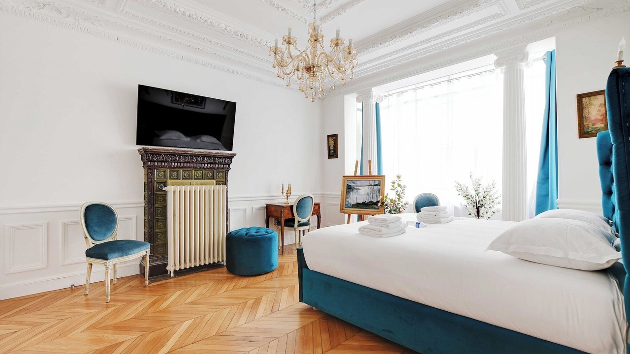 Photo of Bedroom in Chaillot