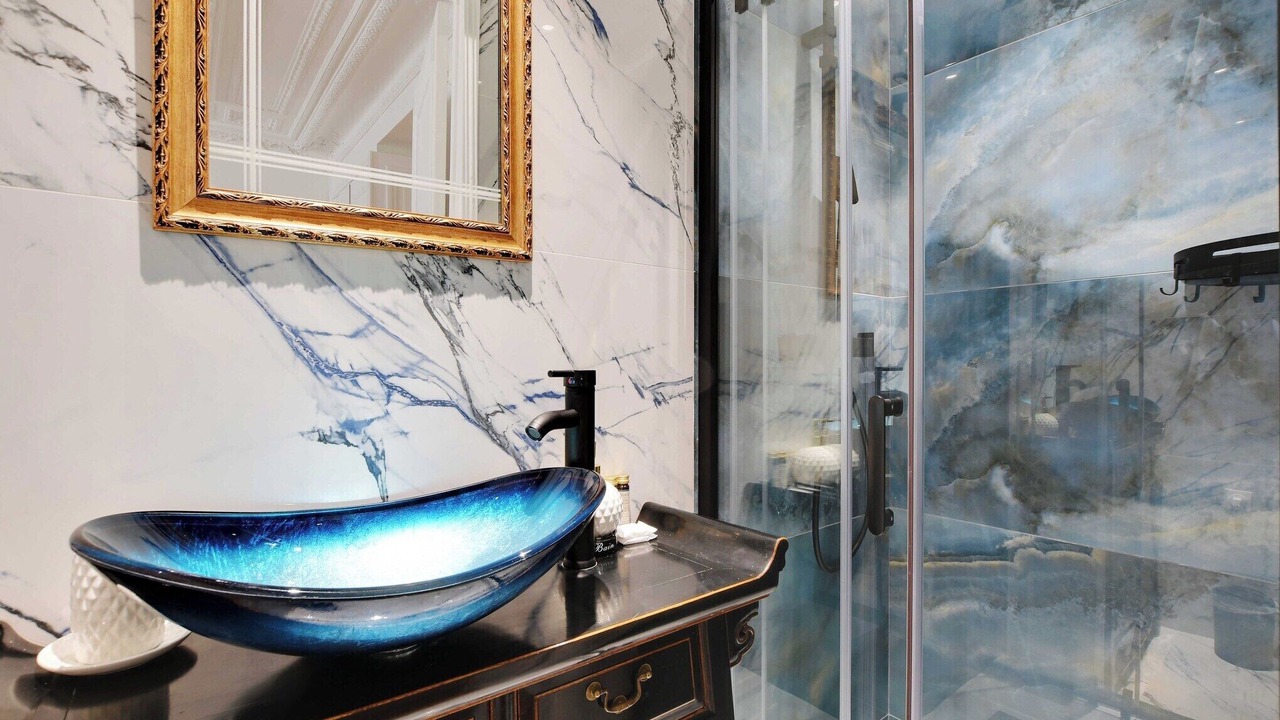 Photo of Bathroom in Chaillot